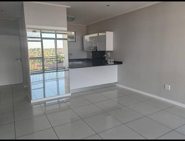 2 BEDROOM APARTMENT FOR SALE IN BEDFORDVIEW